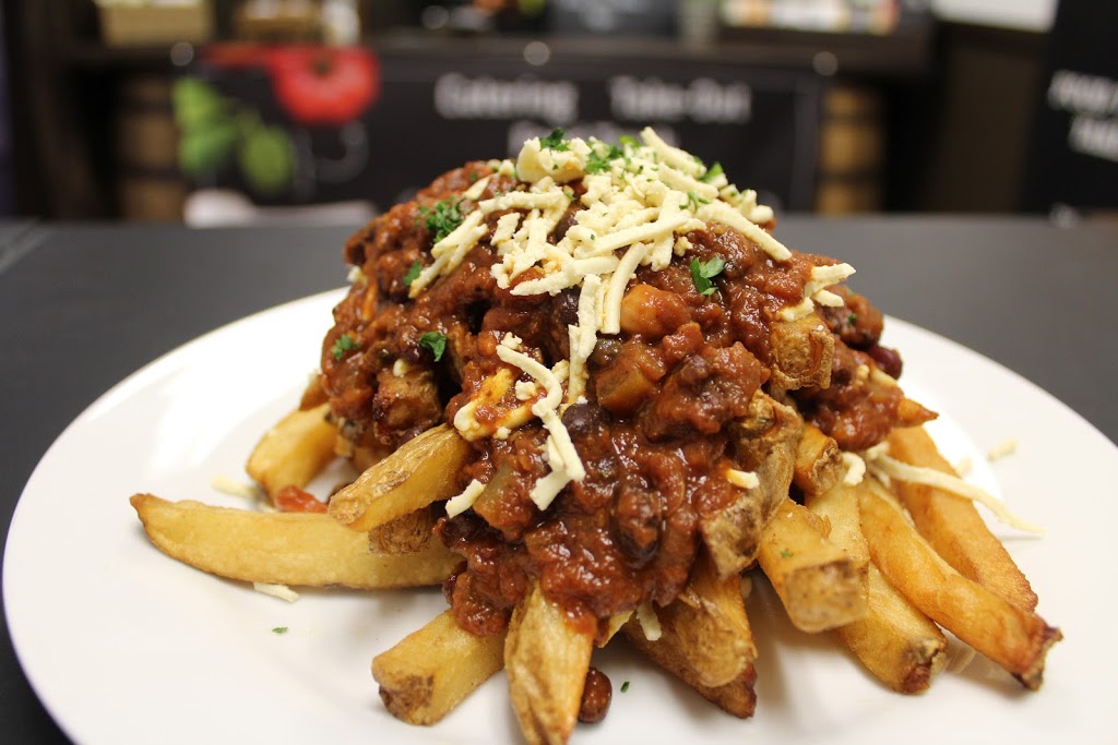 Road Chef (Catering Address) | 740 Michigan Ave, Windsor, ON N9J 2E6, Canada | Phone: (519) 978-2888