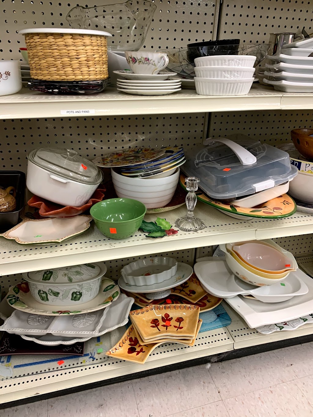 The Salvation Army Thrift Store | 3245 Fairview St, Burlington, ON L7N 3L1, Canada | Phone: (905) 633-8762
