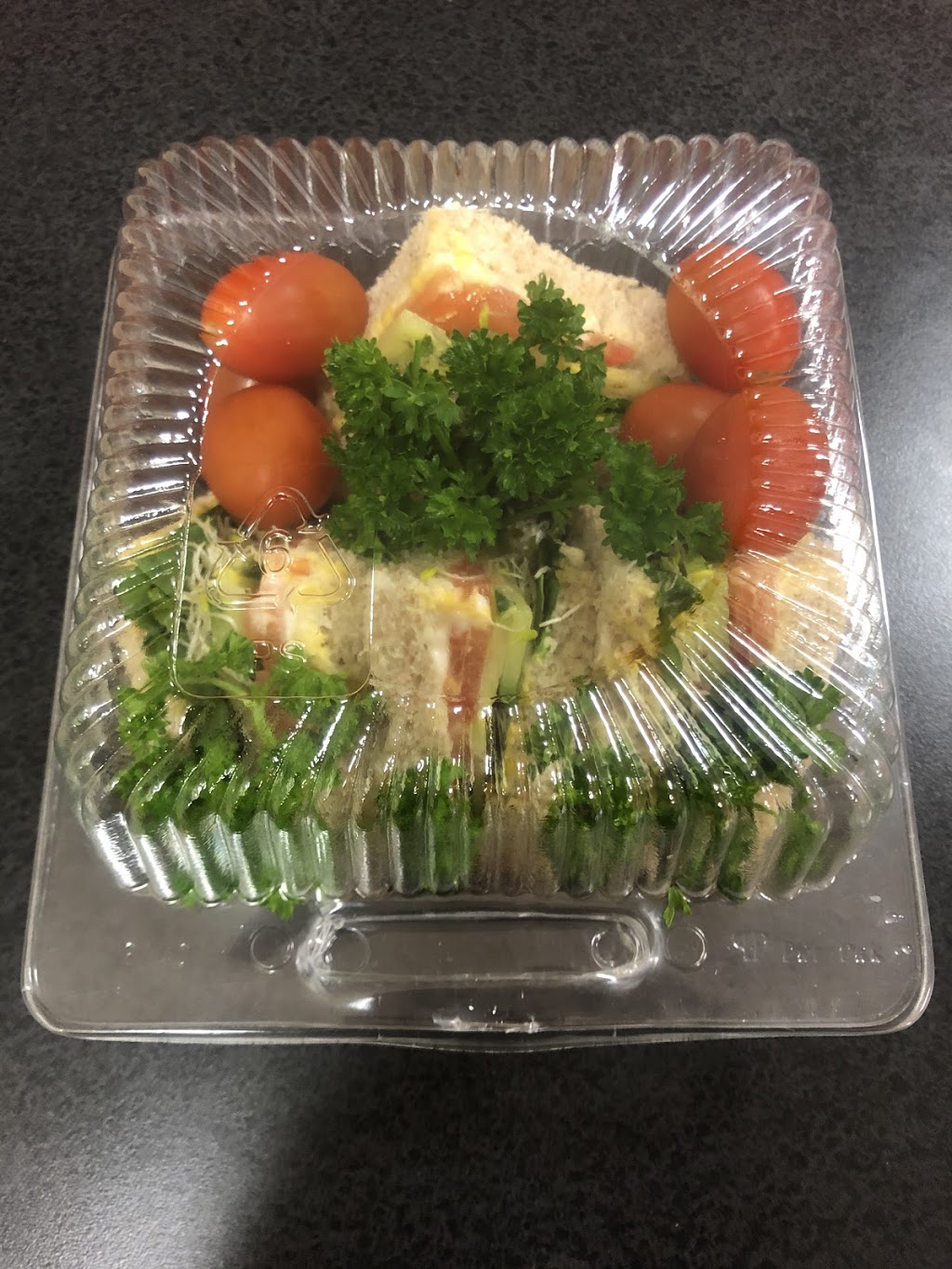 Grandma Lees Coffee & Bakery | 2325 Preston Ave S, Saskatoon, SK S7J 2G2, Canada | Phone: (306) 374-7800