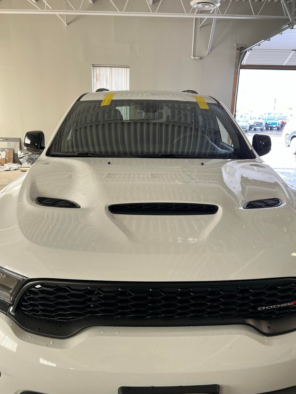 Unimax Auto Glass | 23 Woodstream Ave, Brampton, ON L6R 1N7, Canada | Phone: (905) 903-7171