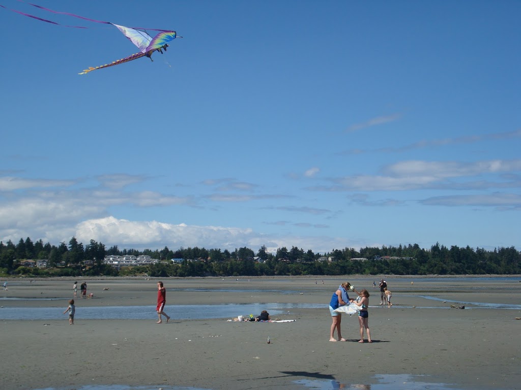 Parksville & District Chamber of Commerce and Visitor Centre | 1275 Island Hwy E, Parksville, BC V9P 2G3, Canada | Phone: (250) 248-3613