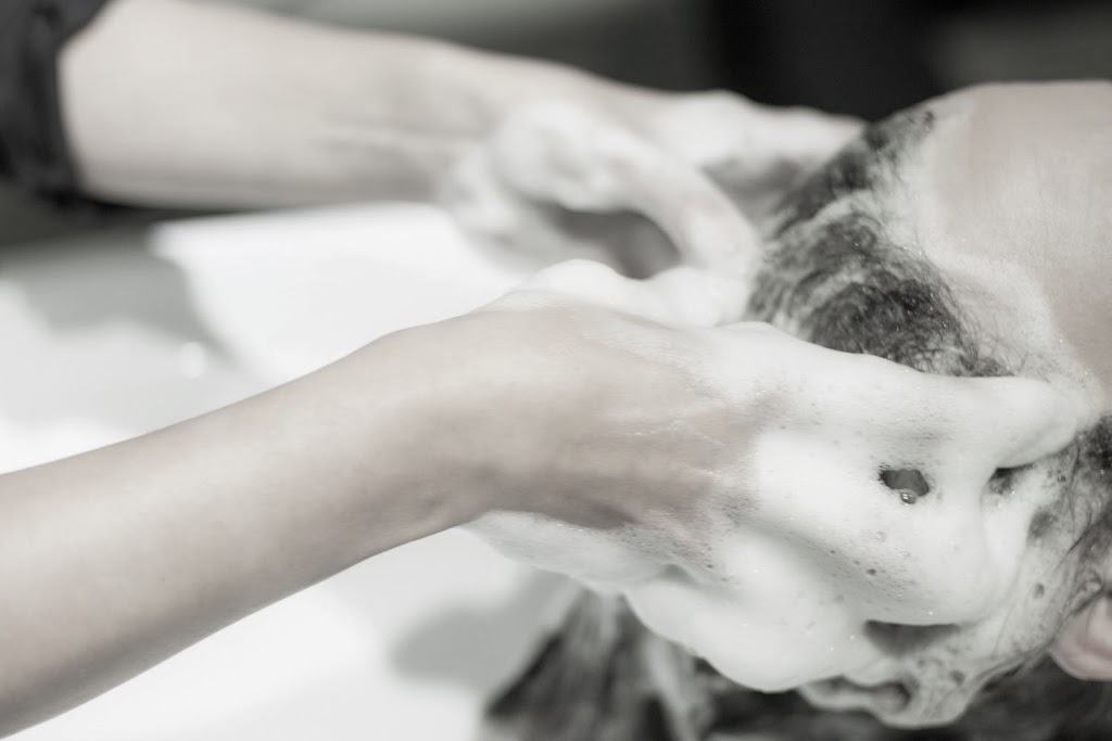 evoke salon | 241 Jane St, Toronto, ON M6S 3Y8, Canada | Phone: (416) 766-4247