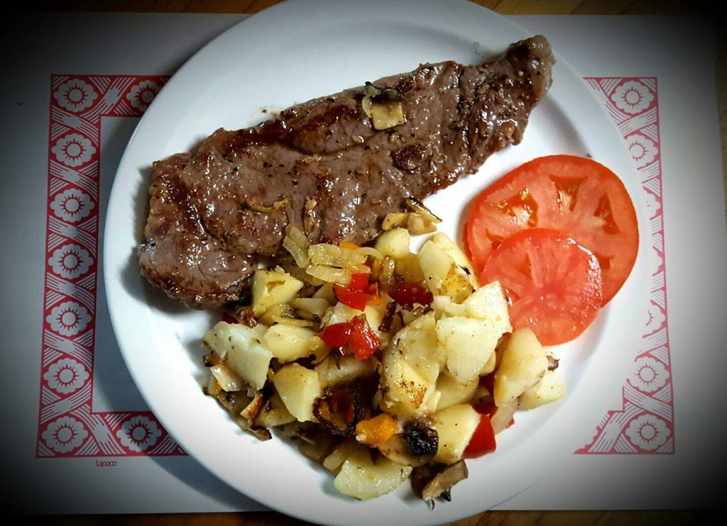GraveDiggerz Variety & Restaurant | 288 King St S, Highgate, ON N0P 1T0AA, Canada | Phone: (519) 678-3007