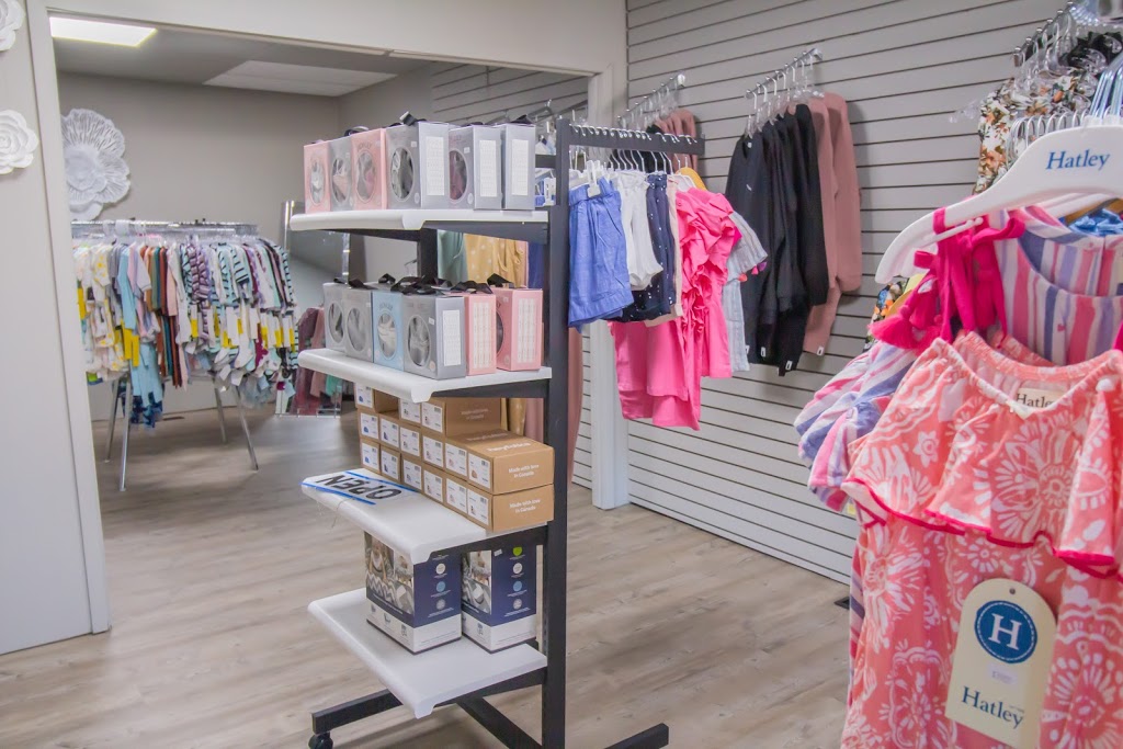 Mini & Me | 378 Garafraxa St S, Durham, ON N0G 1R0, Canada | Phone: (519) 477-2545