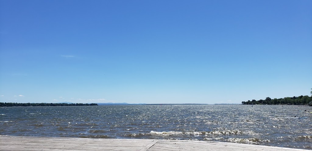 Port de Plaisance Venise ( location Pontons ) | 200 Avenue de Venise O #2, Venise-en-Québec, QC J0J 2K0, Canada | Phone: (450) 390-0999