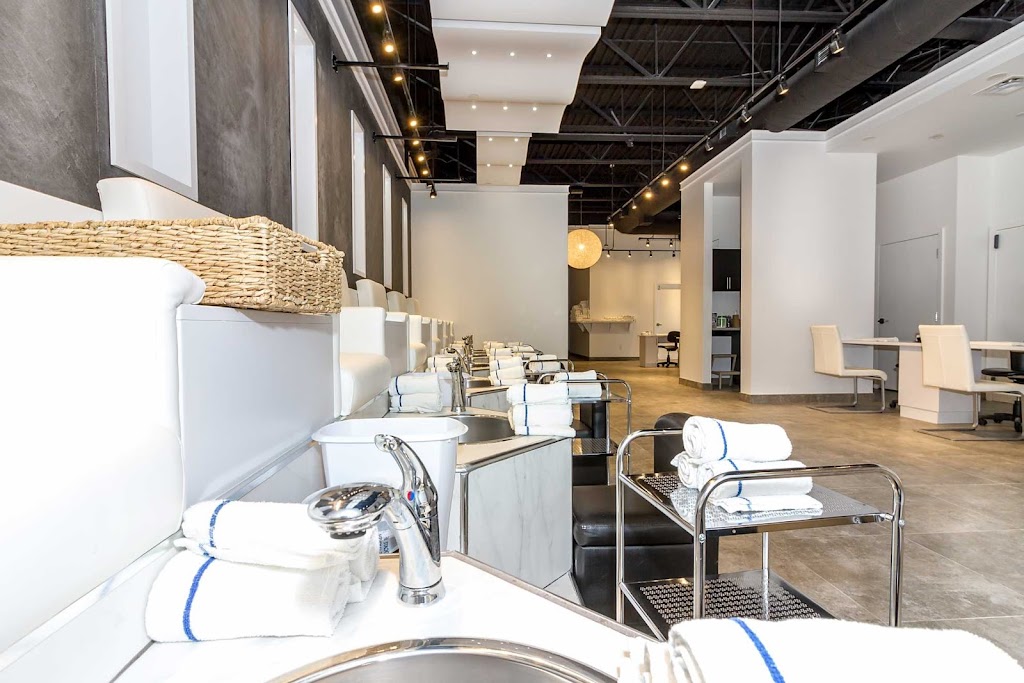 Carte Blanche Haute Coiffure , Salon & Spa 4312 innes | 4312 Innes Rd #3, Ottawa, ON K4A 5E6, Canada | Phone: (613) 837-6644