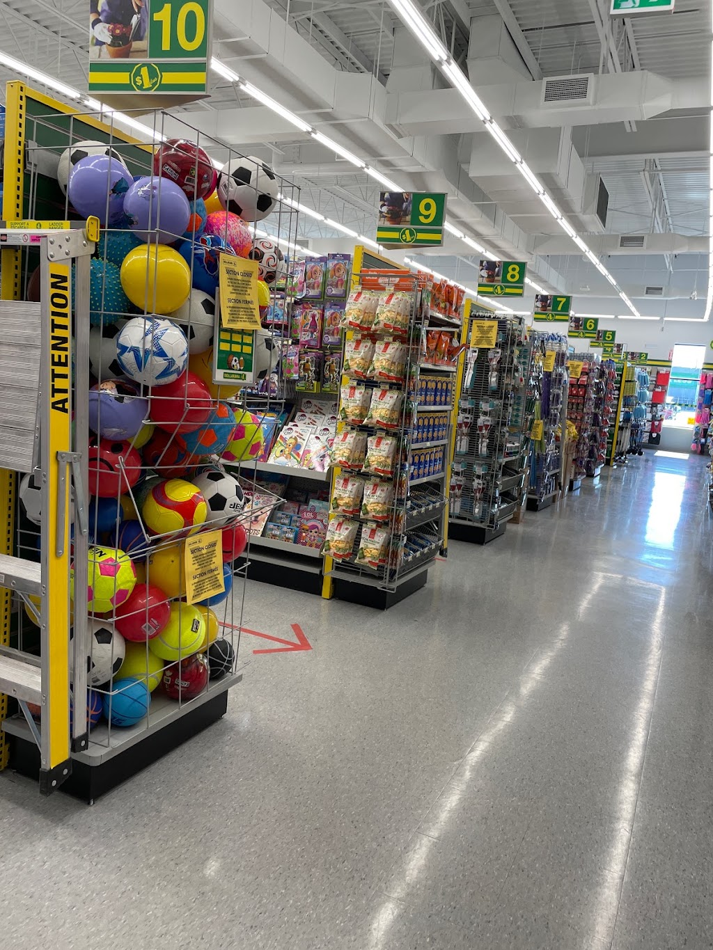 Dollarama | 1677 Durham Regional Hwy 2, Courtice, ON L1E 2R5, Canada | Phone: (514) 737-1006