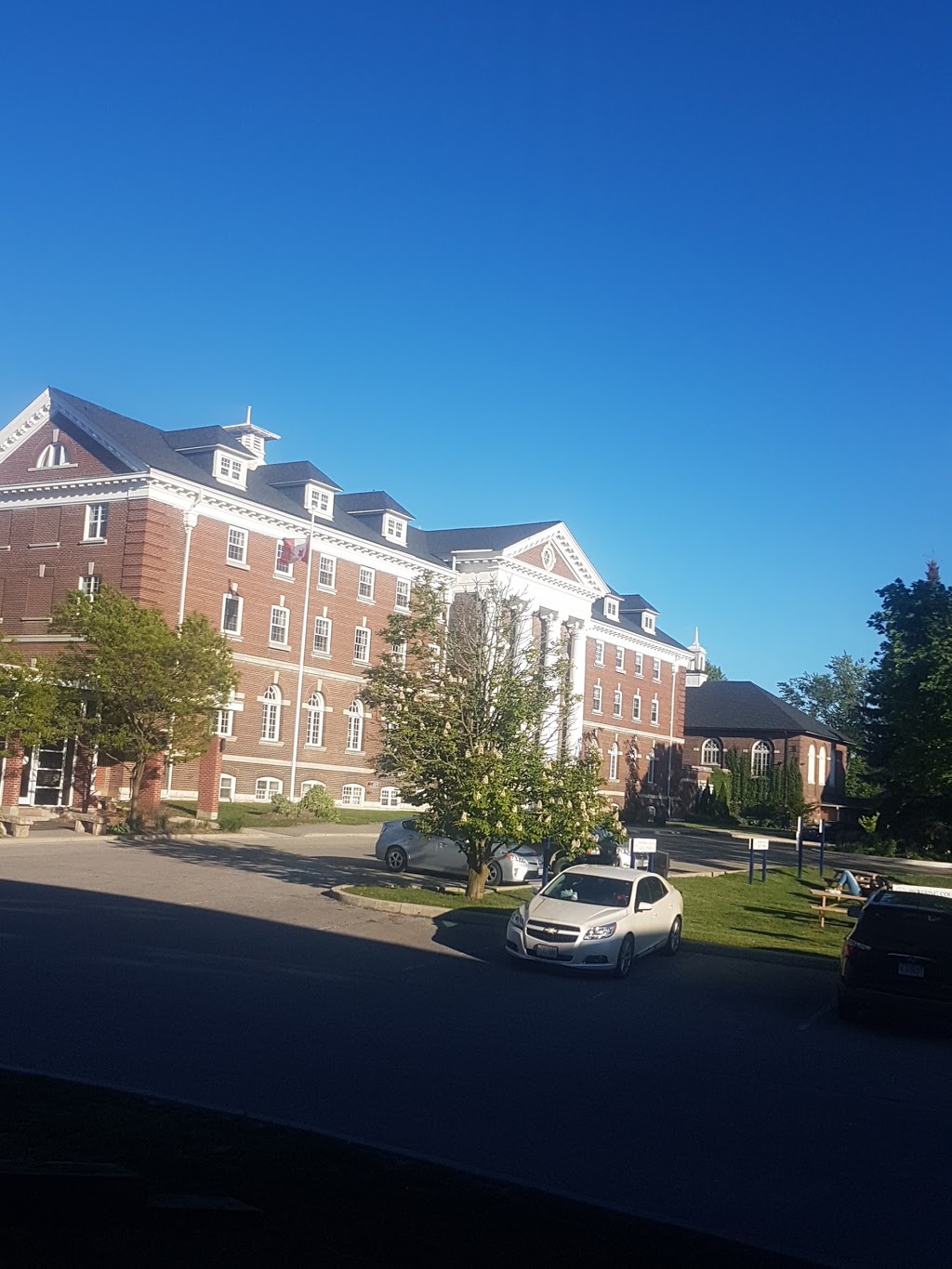 Pickering College | 16945 Bayview Ave, Newmarket, ON L3Y 4X2, Canada | Phone: (905) 895-1700