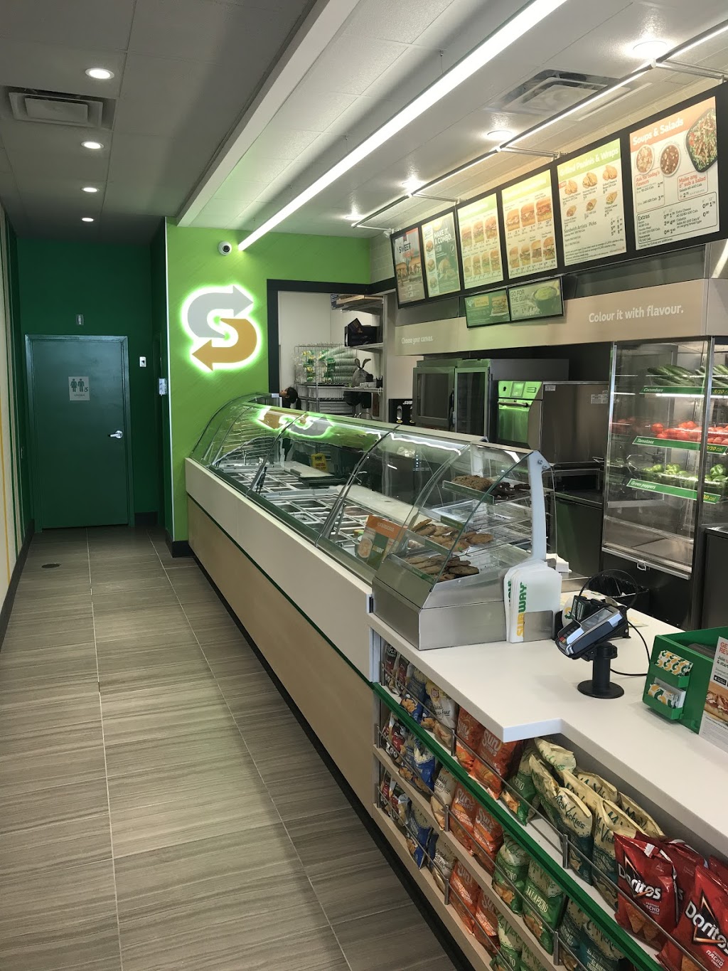 Subway | 1910 Dundas St E unit 122, Whitby, ON L1N 2L6, Canada | Phone: (289) 240-7825
