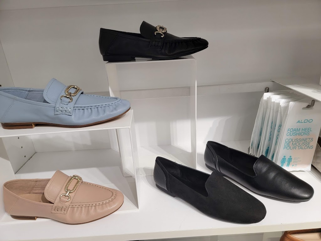 Boutique Spring | 5401 Bd des Galeries, Québec, QC G2K 1N4, Canada | Phone: (418) 623-9530