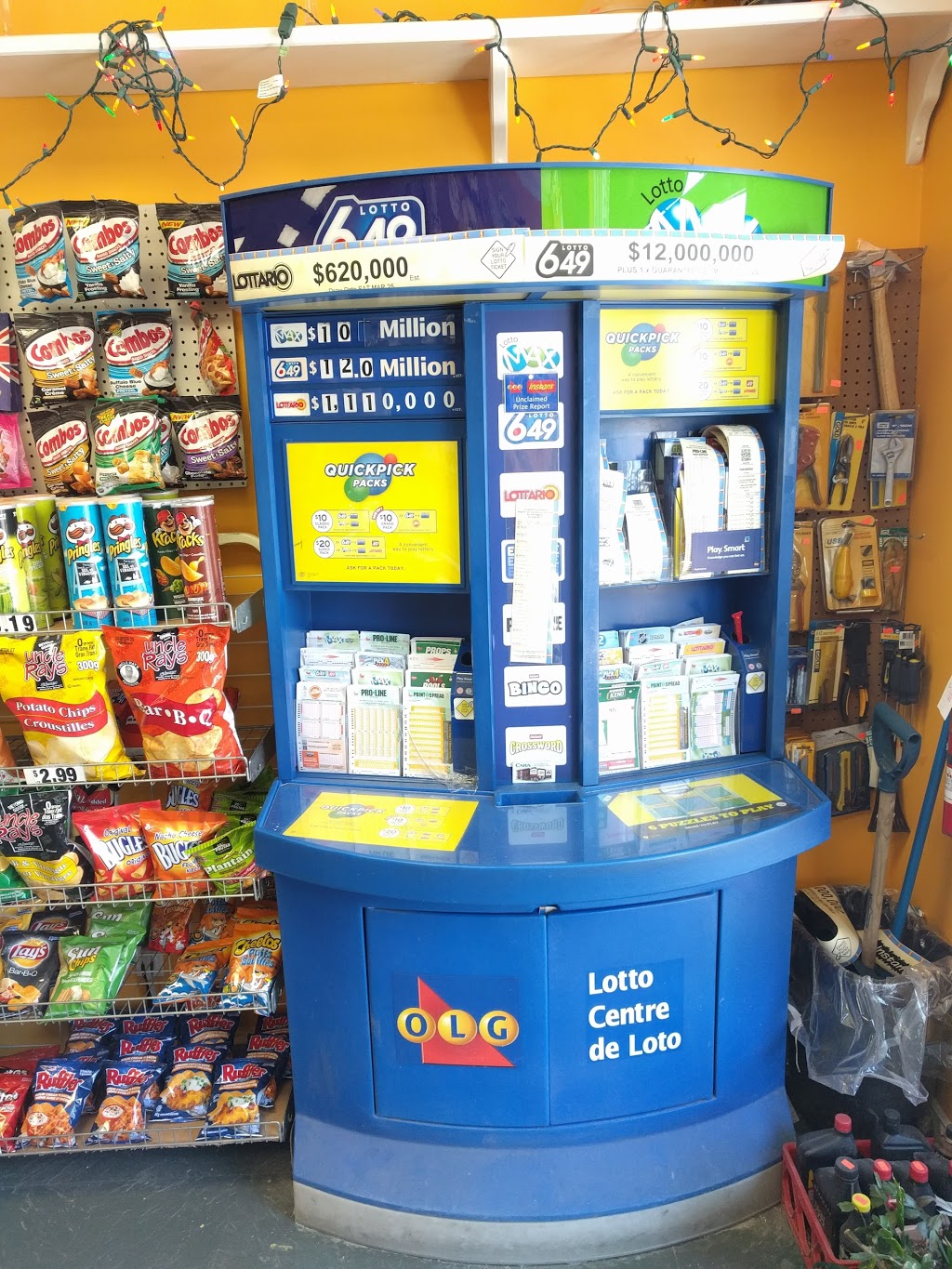 Marys Market Convenience Store | 2008 Sheppard Ave E, North York, ON M2J 4X5, Canada | Phone: (416) 498-6868