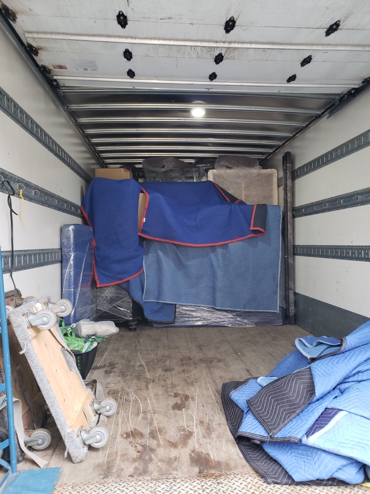 Apollo Moving Inc. | 7521 Rockhill Rd, Mississauga, ON L4T 2Z8, Canada | Phone: (647) 394-6683