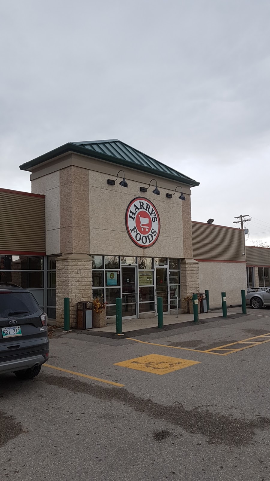 Harrys Foods | 37 St Andrews Rd, Saint Andrews, MB R1A 2X5, Canada | Phone: (204) 338-7538