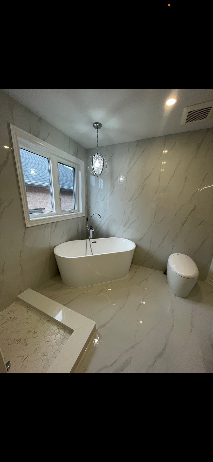 Bathroom Renovations Richmond Hill | 11 Gatcombe Cir, Richmond Hill, ON L4C 9P4, Canada | Phone: (647) 834-8346