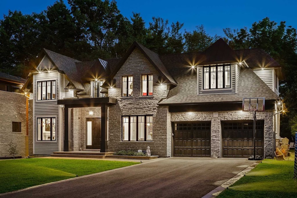 Yorkshire Homes | 3301 Stalybridge Dr, Oakville, ON L6M 0L1, Canada | Phone: (416) 897-5311