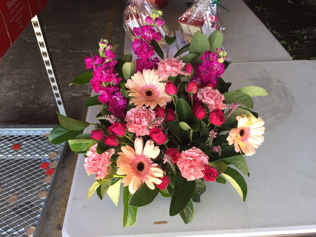 Bloomex Ottawa Flowers | 8-4095 Belgreen Dr, Ottawa, ON K1G 3N2, Canada | Phone: (613) 482-2676