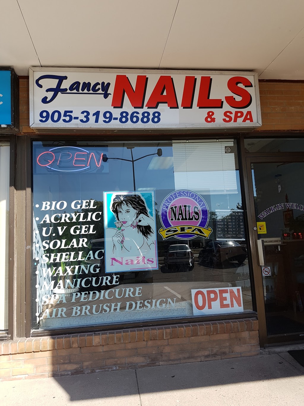 Fancy Nail | 2459 Mt Forest Dr, Burlington, ON L7P 1J7, Canada | Phone: (905) 319-8688