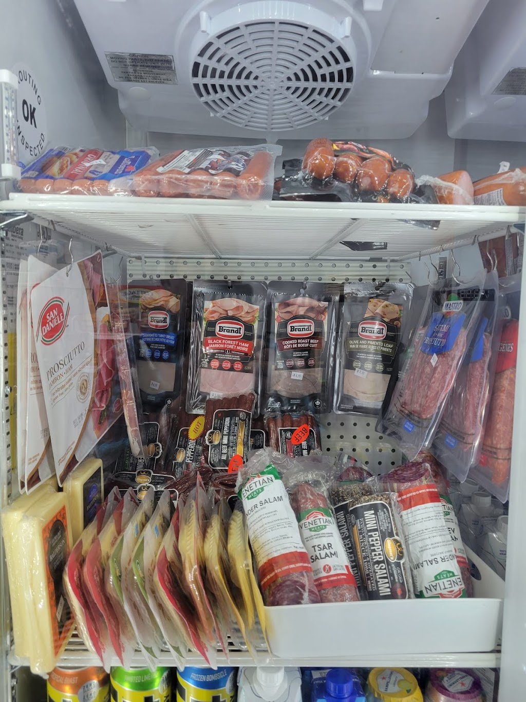 LESLIE MYSTOP CONVENIENCE | 16333 Leslie St #105, Newmarket, ON L3X 0M9, Canada | Phone: (905) 967-9979