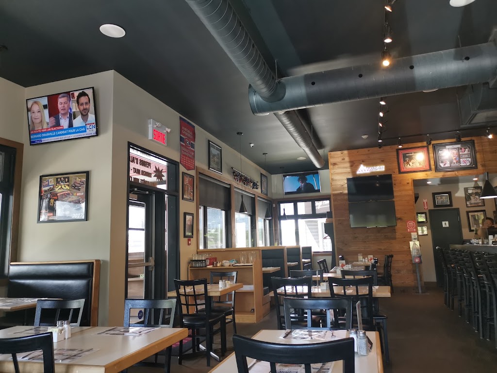 Restaurant Le Fumet | 550 Rue Principale E, Sainte-Agathe-des-Monts, QC J8C 1K9, Canada | Phone: (819) 326-5565
