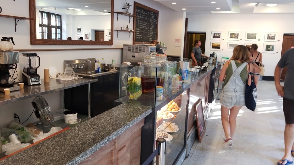 Mount Royal Chalet | 1196 Voie Camillien-Houde, Montréal, QC H3H 1A1, Canada | Phone: (514) 843-8240
