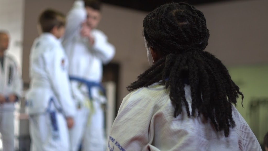 Elite Training Centre martial arts and fitness | 1557 Sedlescomb Dr, Mississauga, ON L4X 1M4, Canada | Phone: (416) 910-6175