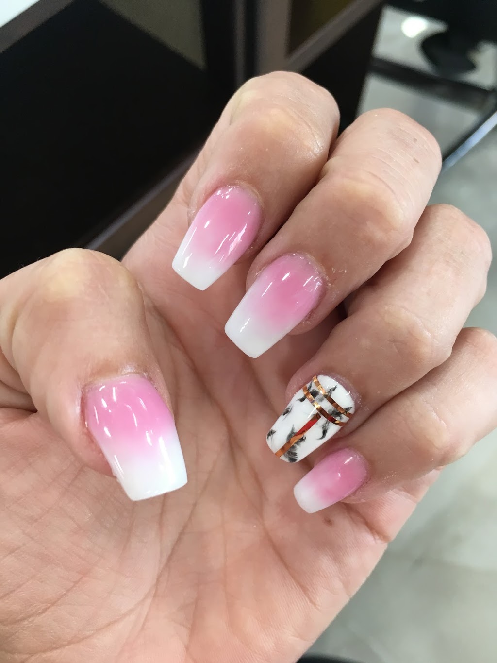 Minty Nail Salon Abbotsford | 3680 Townline Rd #103, Abbotsford, BC V2T 0G6, Canada | Phone: (604) 744-3939