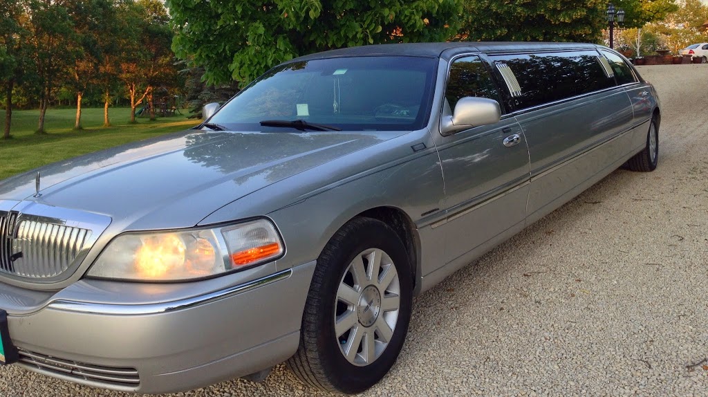 Rainbow Limousine Winnipeg | 1302 Leila Ave, Winnipeg, MB R2P 1J7, Canada | Phone: (204) 960-6662