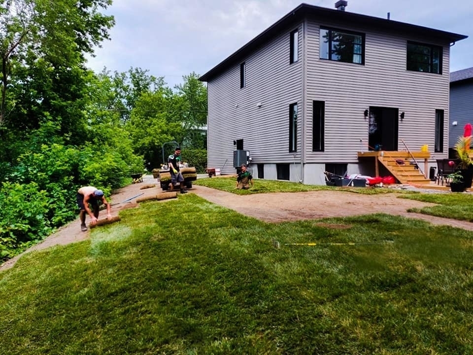 DM Multi-Travaux | 225 Rue Taillon O, Saint-Basile-le-Grand, QC J3N 1E4, Canada | Phone: (438) 824-8777