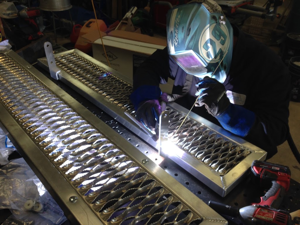 Shield Industries | 7124e Rd 71N, Stony Mountain, MB R0C 3A0, Canada | Phone: (204) 781-6793