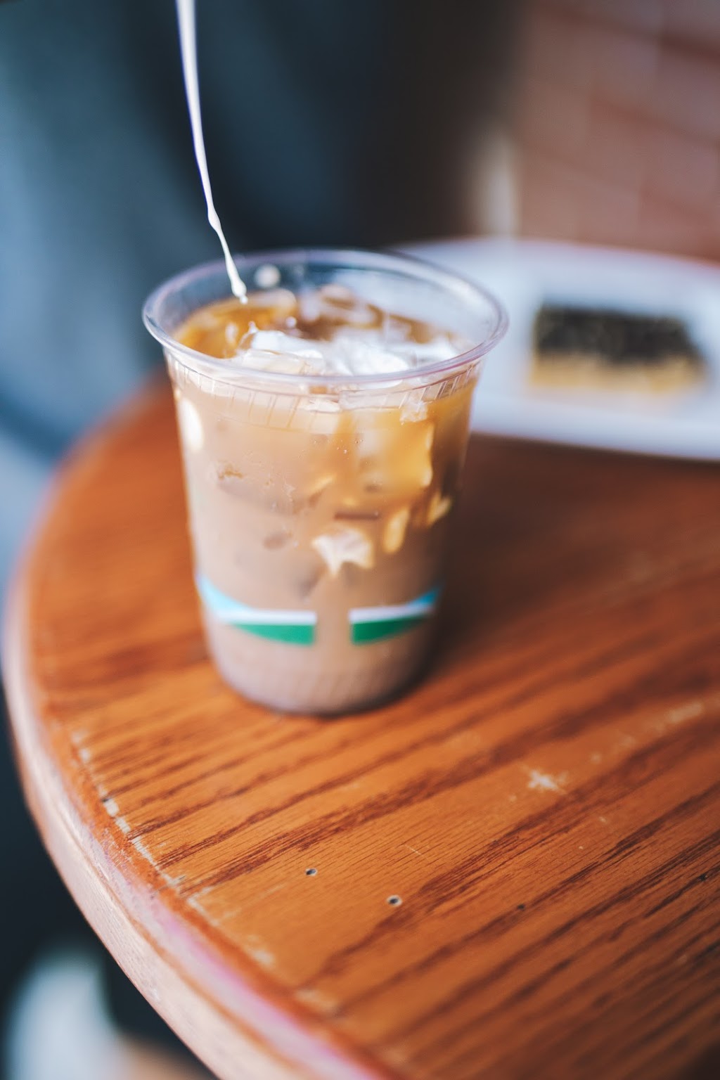 Delanys Coffee House | 815 Main St, West Vancouver, BC V7T 2Z3, Canada | Phone: (604) 922-5100