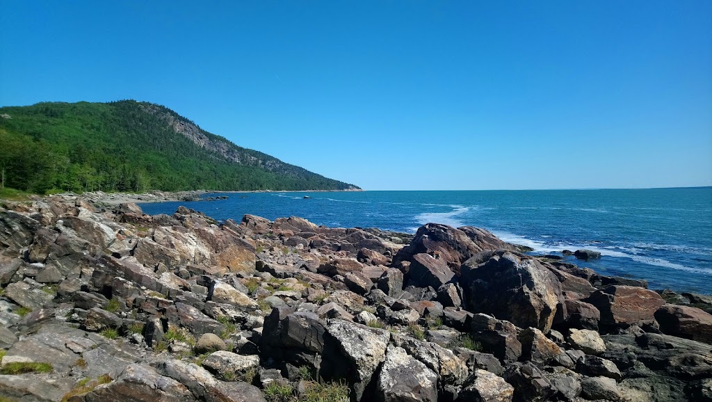 Camping Levesque | 40 Chem. de Port aux Quilles, Saint-Siméon, QC G0T 1X0, Canada | Phone: (418) 638-5220