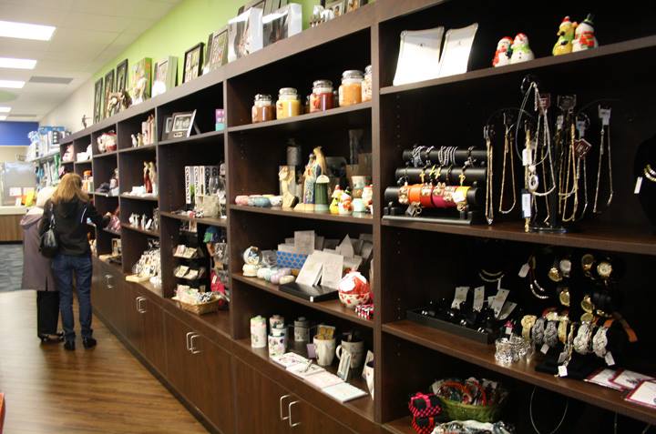 Hausers Pharmacy | 1200 Fourth Ave, St. Catharines, ON L2S 0A9, Canada | Phone: (905) 685-3030