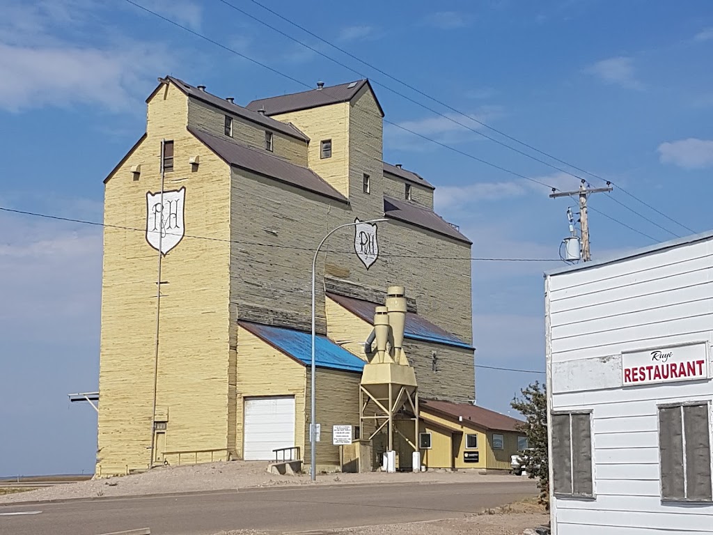 M & R Lumber Co. Ltd | 101 Centre Ave NE, Milk River, AB T0K 1M0, Canada | Phone: (403) 647-3636