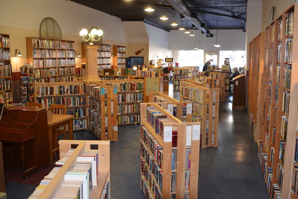 Post Horizon Booksellers | 57 High St W #57, Moose Jaw, SK S6H 1S4, Canada | Phone: (306) 693-4243