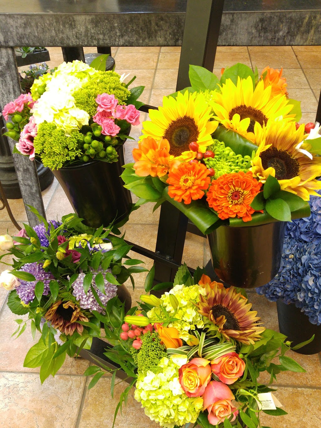 Ridgeway Florist | 291 Parkside Dr, Waterdown, ON L0R 2H0, Canada | Phone: (905) 689-8288