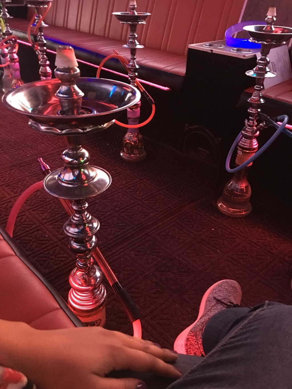 Winnipeg hookah bus | 771 Pembina Hwy, Winnipeg, MB R3T 1Z6, Canada | Phone: (204) 887-5926