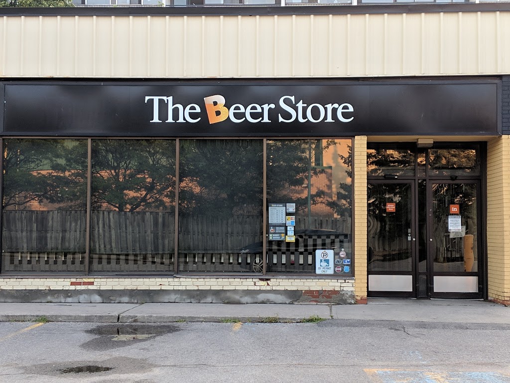 Beer Store | 650 King St E, Oshawa, ON L1H 1G5, Canada | Phone: (905) 723-6702