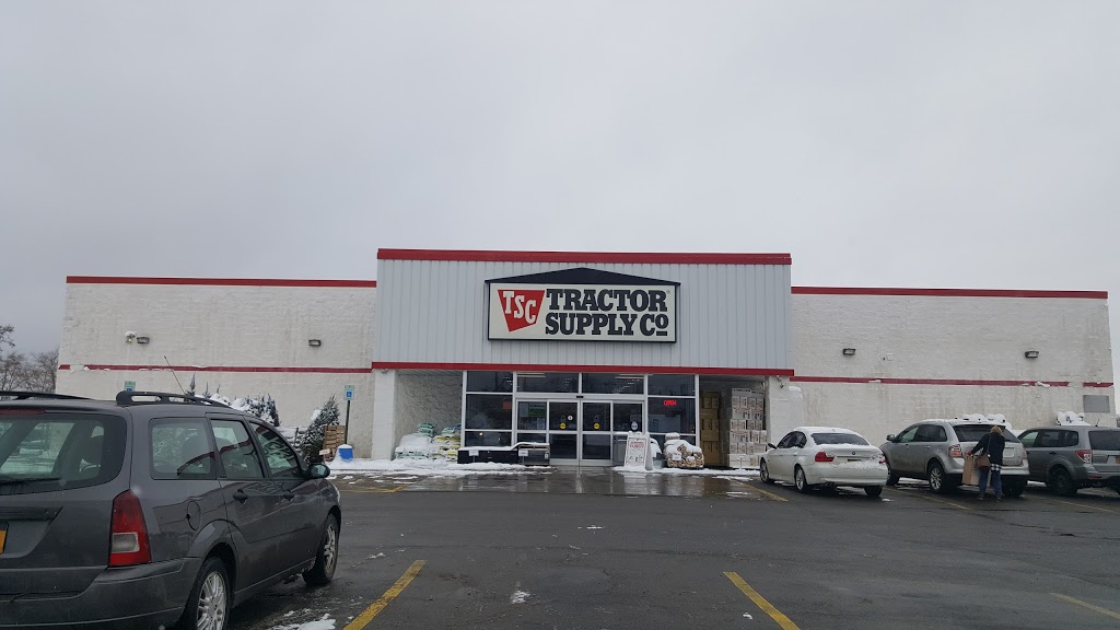 Tractor Supply Co. | 205 S Cascade Dr, Springville, NY 14141, USA | Phone: (716) 592-7171