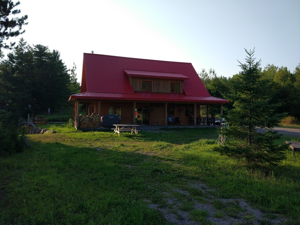 Domaine le Montagnard | 3462 QC-155, Trois-Rives, QC G0X 2C0, Canada | Phone: (819) 646-5555
