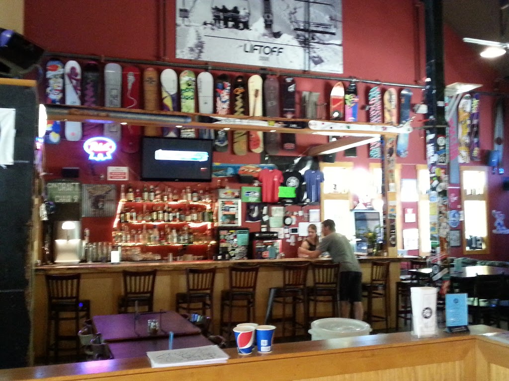 Chair 9 Pizza & Bar | 10459 Mt Baker Hwy, Deming, WA 98244, USA | Phone: (360) 599-2511