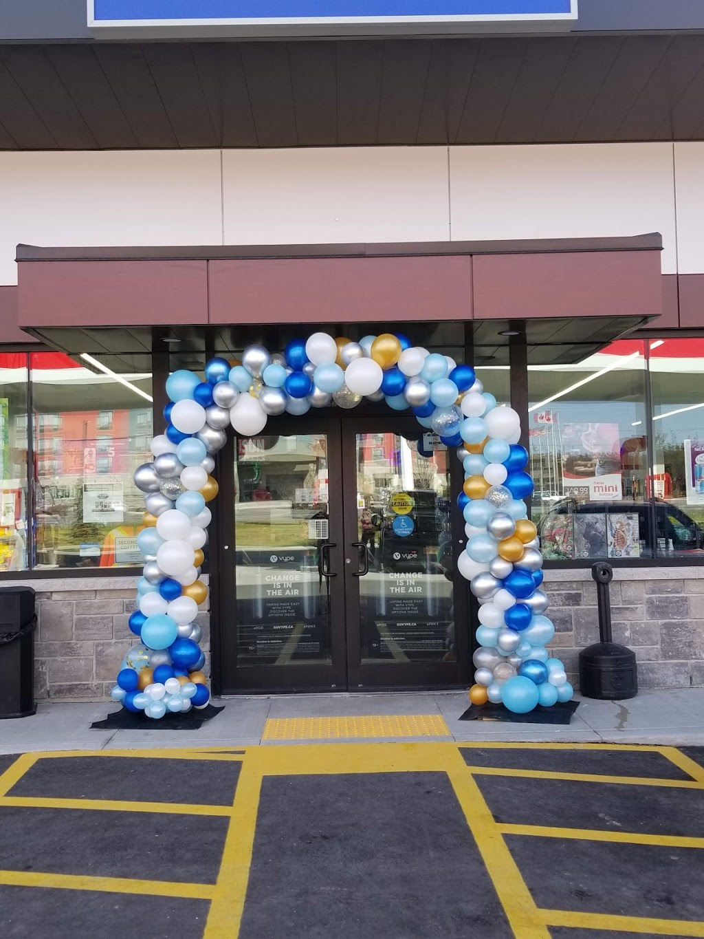 Js Novelty & Balloon Depot | 111 Centre St, Belleville, ON K8N 4W8, Canada | Phone: (613) 970-2847