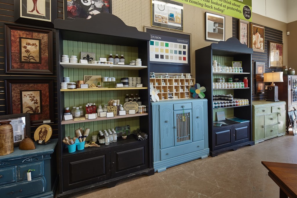 Décor On A Dime | 1205 Rymal Rd E, Hamilton, ON L8W 3M9, Canada | Phone: (905) 383-0260