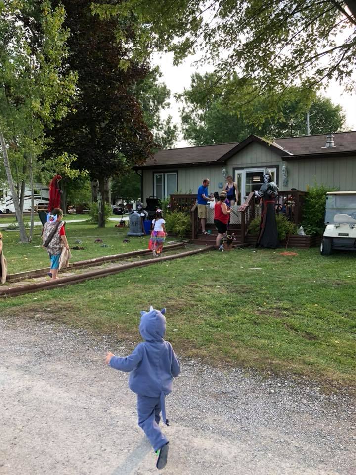 Alpine RV Resort | 46 Alpine St, Lindsay, ON K9V 4R1, Canada | Phone: (705) 324-6447