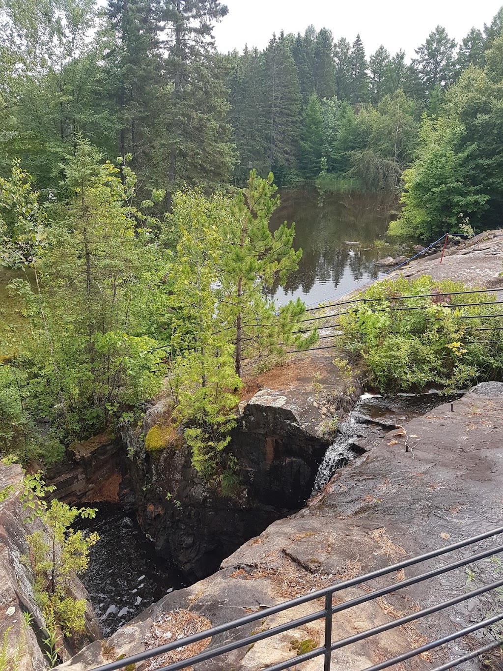 Location des Chalets - Domaine Tavibois | 14 Chem. du Dom. Tavibois, Hérouxville, QC G0X 1J0, Canada | Phone: (418) 365-6913