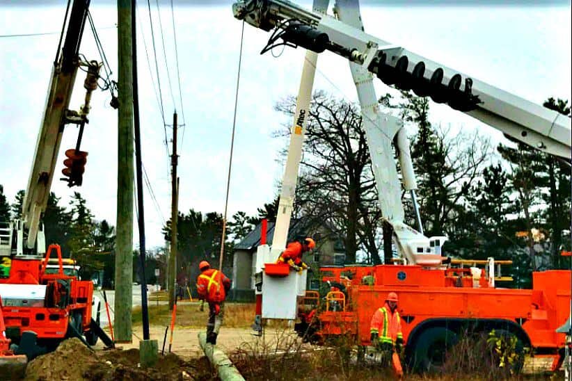 McNamara Powerline Construction Ltd | 131 Concession Rd 5 W, Tiny, ON L0L 2T0, Canada | Phone: (705) 322-0321