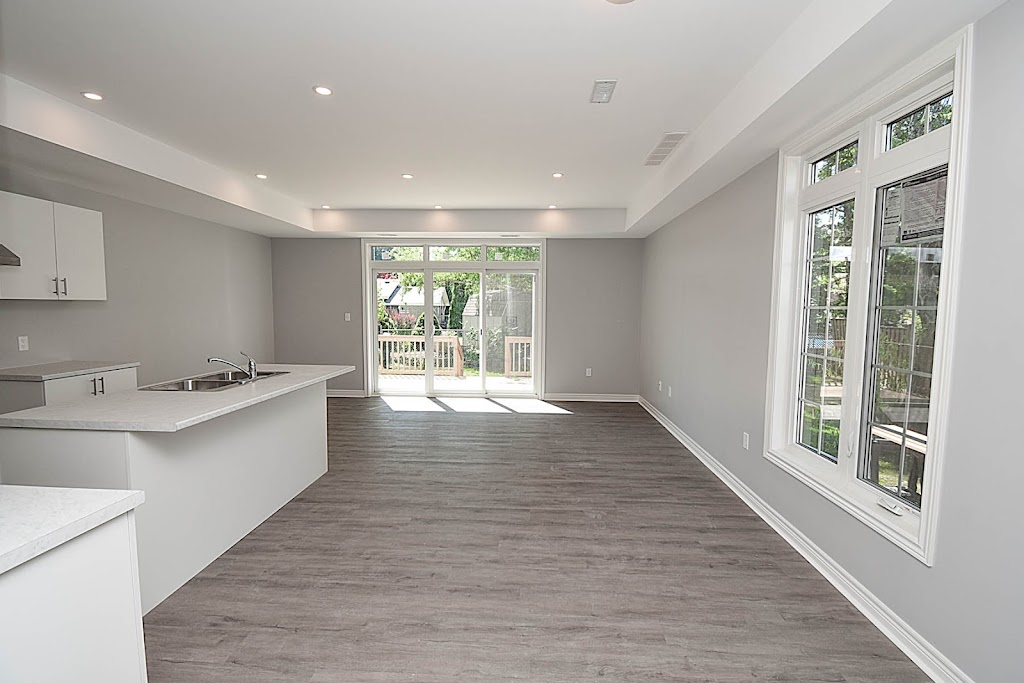 Elevate Living Niagara | 8003 Lundys Ln, Niagara Falls, ON L2H 1H3, Canada | Phone: (905) 246-8097