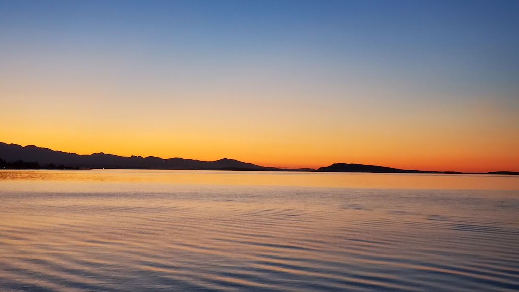 The Knockananna Grill | 2767 Island W Hwy, Qualicum Beach, BC V9K 2C4, Canada | Phone: (250) 228-3572