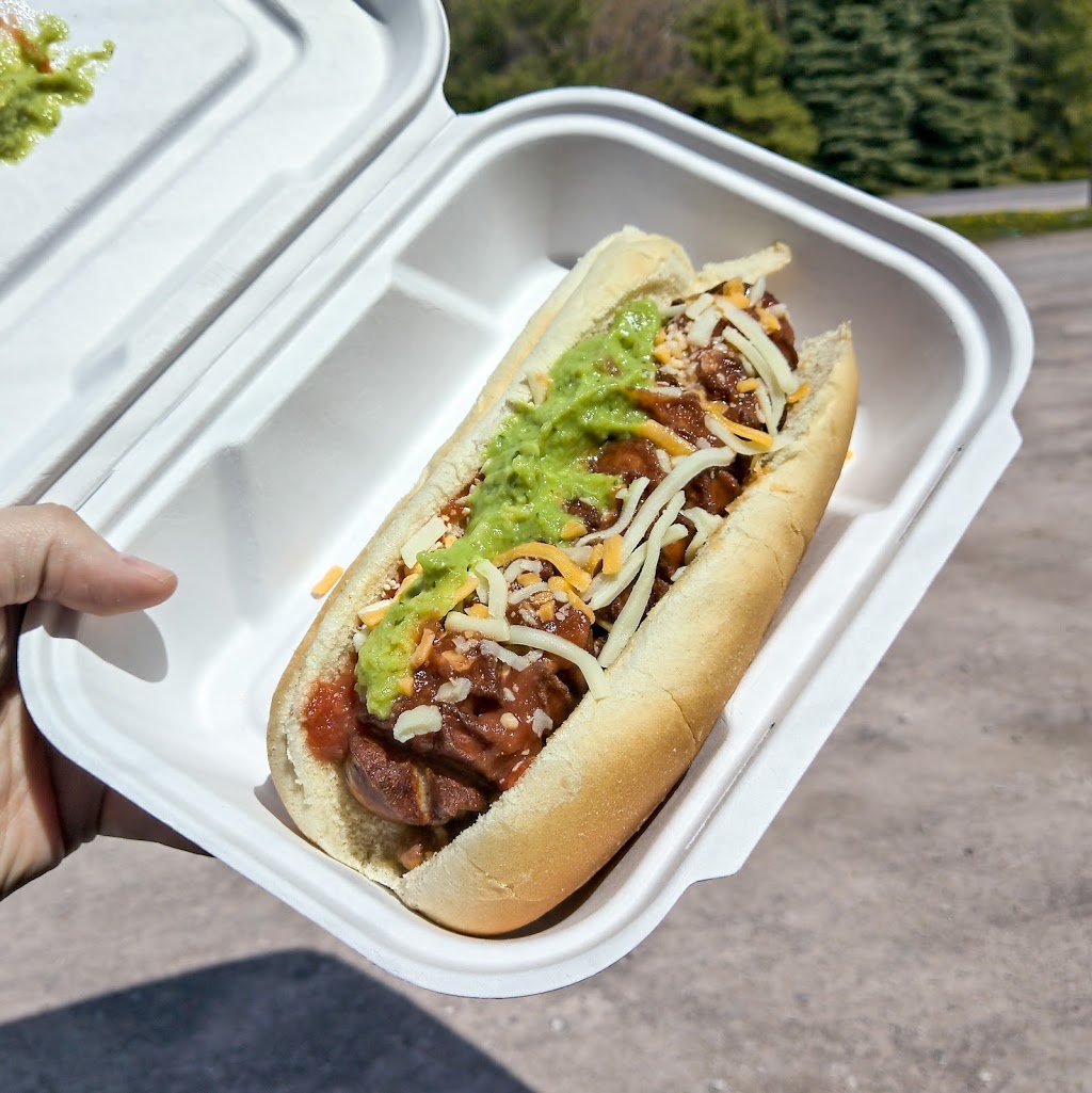 Big Ds Dog House and Poutine | Hazeldean Rd &, Sweetnam Dr, Ottawa, ON K2S 1B9, Canada | Phone: (613) 295-2125