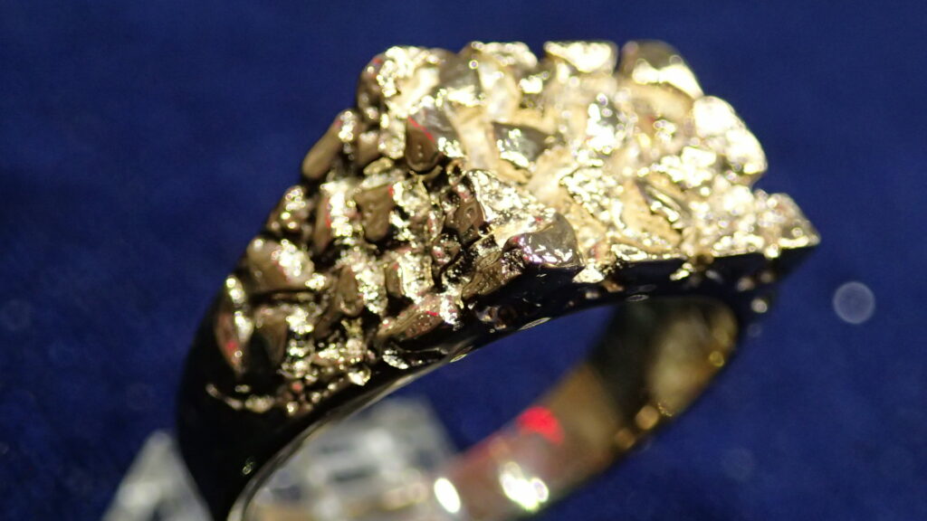 Vancity Jewels | 3 Renaissance Square, New Westminster, BC V3M 6K4, Canada | Phone: (778) 223-1860