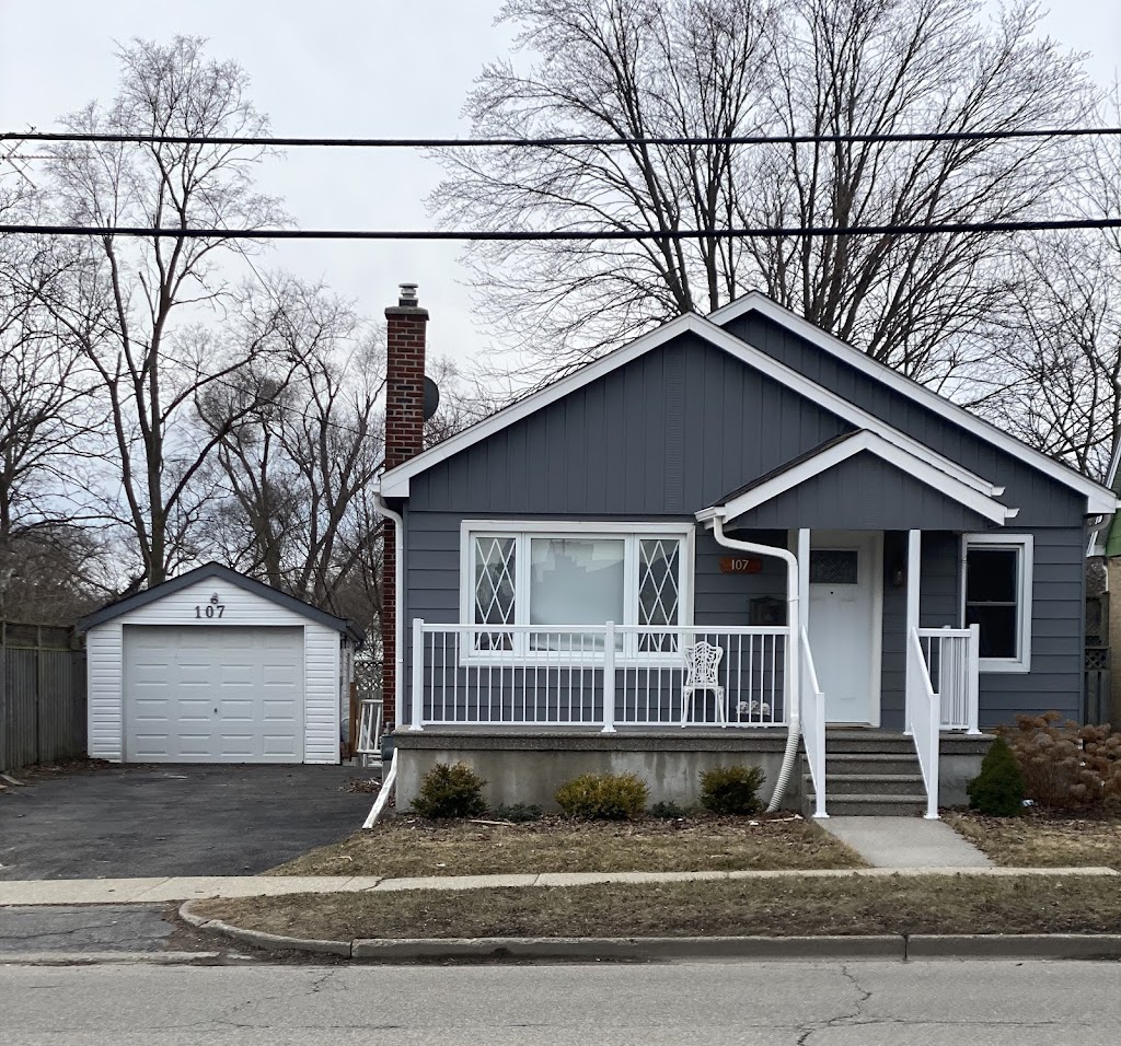 Helpful House Buyers | 98 Alice St, Brantford, ON N3S 5B7, Canada | Phone: (416) 939-1082